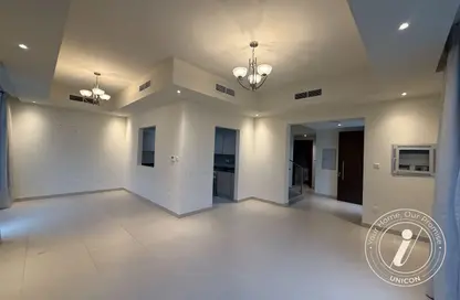 فيلا - 4 غرف نوم - 5 حمامات للايجار في الحقول - المنطقة 11 - مدينة الشيخ محمد بن راشد - دبي