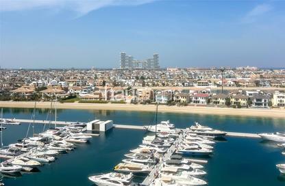 Apartment - 2 Bedrooms - 3 Bathrooms for rent in Aquamarine - Tiara Residences - Palm Jumeirah - Dubai