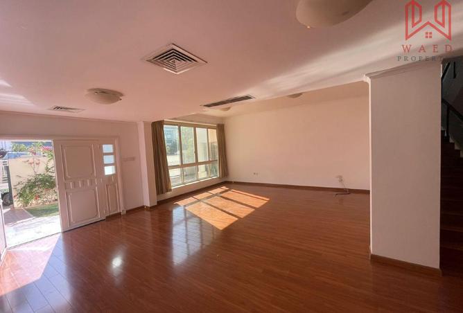 60126978 - Property Image 2