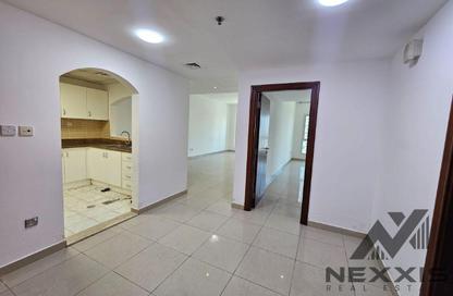 Apartment - 1 Bedroom - 2 Bathrooms for rent in Lake Point Tower - JLT Cluster N - Jumeirah Lake Towers - Dubai