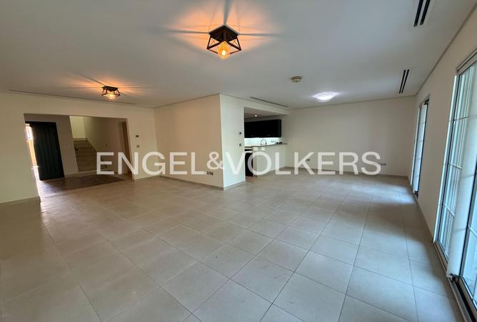 54407629 - صورة العقار 3