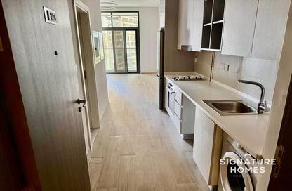 Apartment - Studio - 1 Bathroom for rent in Century Tower - Business Bay - Dubai