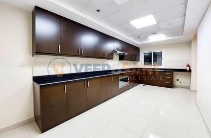 Apartment - 2 Bedrooms - 3 Bathrooms for rent in Duja Tower - Sheikh Zayed Road - Dubai