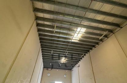 Warehouse - Studio - 1 Bathroom for rent in Al Sajaa Industrial - Al Sajaa - Sharjah