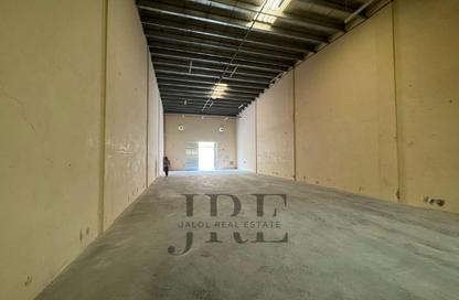 Warehouse - Studio - 1 Bathroom for rent in Al Sajaa Industrial - Al Sajaa - Sharjah