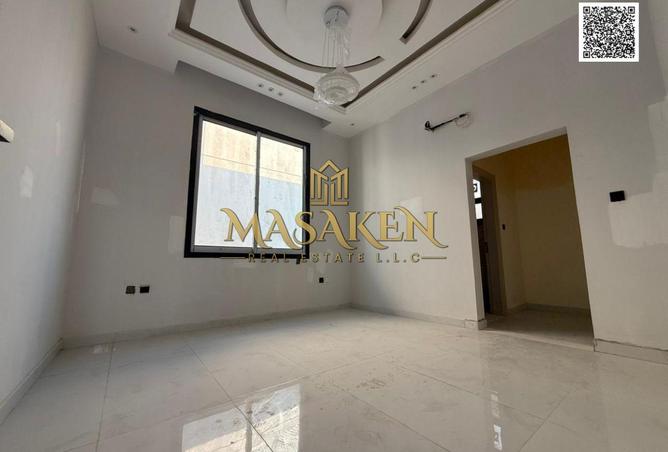 128385189 - Property Image 3