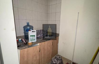 Shop - Studio - 1 for rent in England Cluster - International City - Dubai