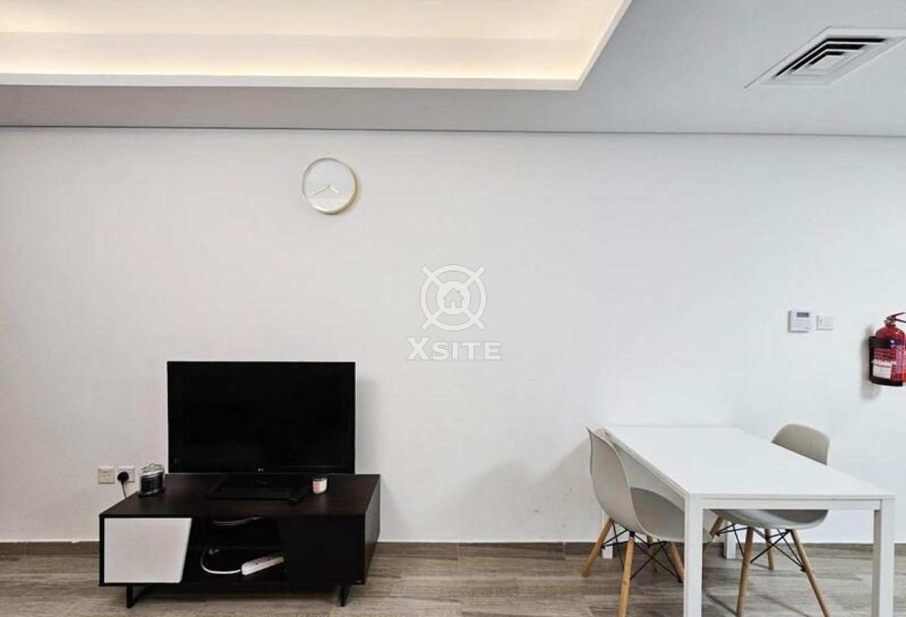 Lavish Studio | Fully Furnished | Vacant photo 6