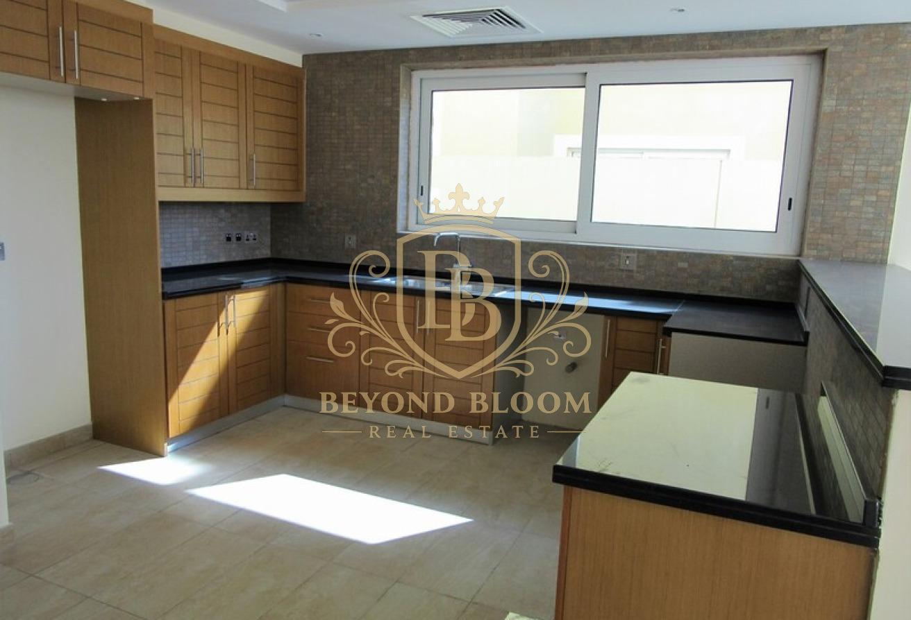 Spacious 3 Bed | Legacy Large | Private Pool photo 5