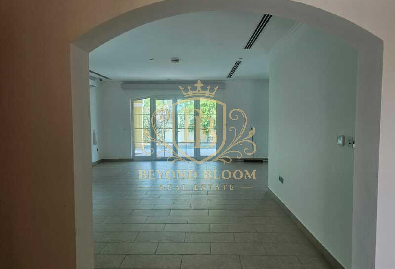 Spacious 3 Bed | Legacy Large | Private Pool photo 12