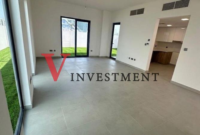 100422787 - Property Image 2
