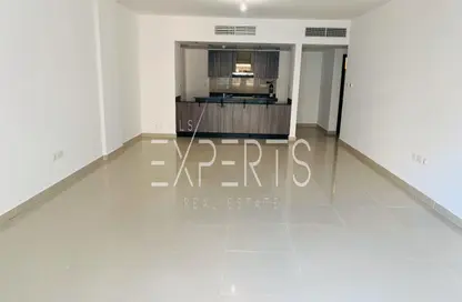Apartment - 3 Bedrooms - 4 Bathrooms for sale in Tower 30 - Al Reef Downtown - Al Reef - Abu Dhabi