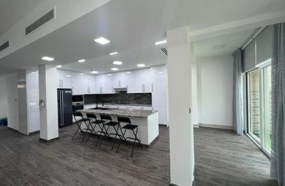 Villa - 4 - 5 for rent in Al Yass Tower - Dubai Marina Towers - Dubai Marina - Dubai