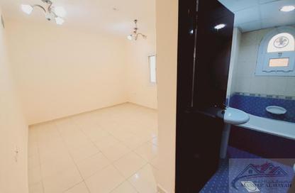Apartment - 1 Bedroom - 2 Bathrooms for rent in Al Thani Muwaileh - Muwaileh Commercial - Sharjah Apartment - 1 Bedroom - 2 Bathrooms for rent in Al Thani Muwaileh - Muwaileh Commercial - Sharjah