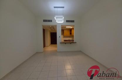 Apartment - Studio - 1 Bathroom for rent in Building 67 - Mediterranean Cluster - Discovery Gardens - Dubai