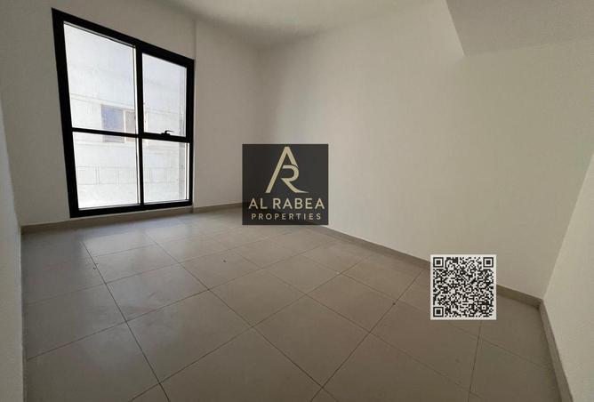 72721390 - Property Image 2