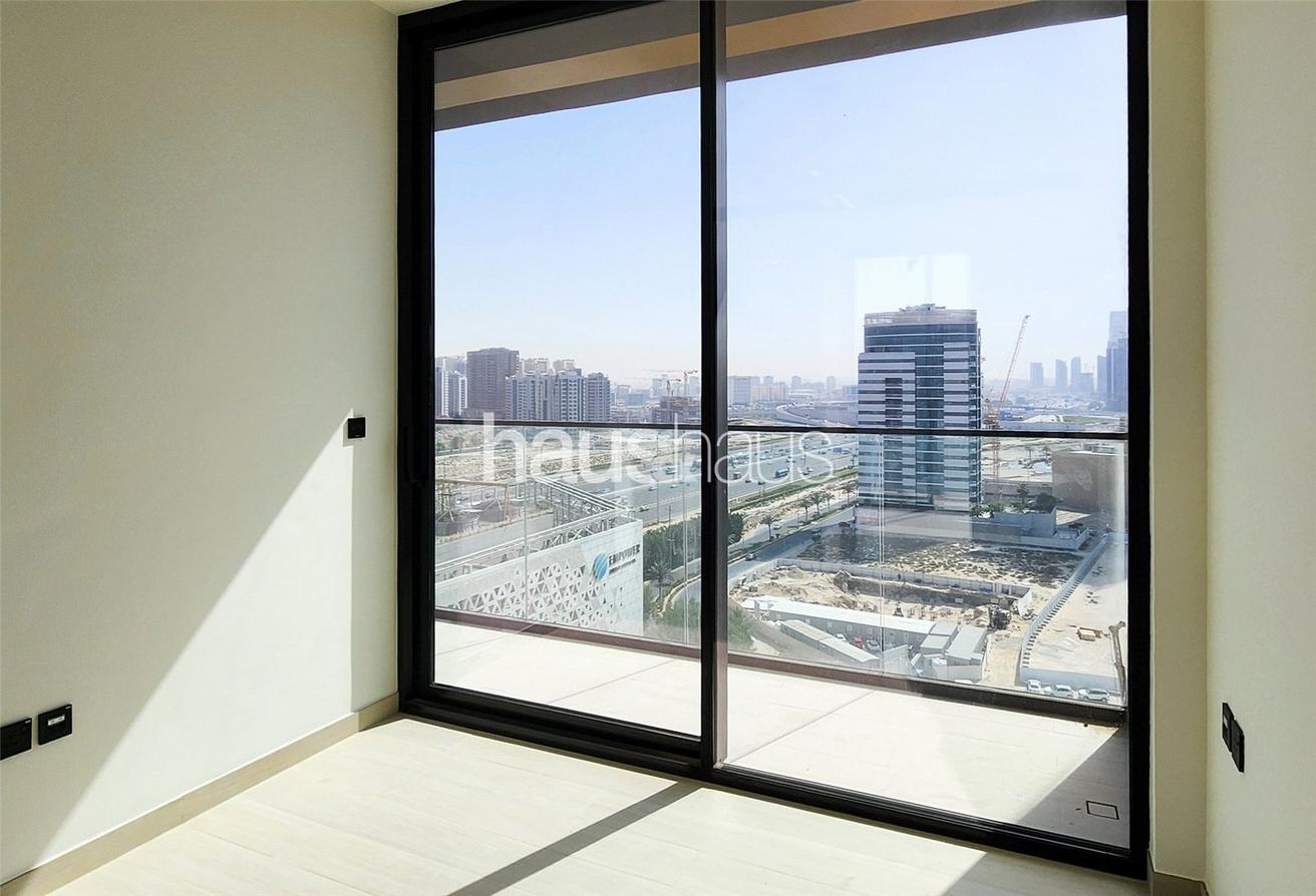 Golf View | High floor | 1 Bedroom photo 12