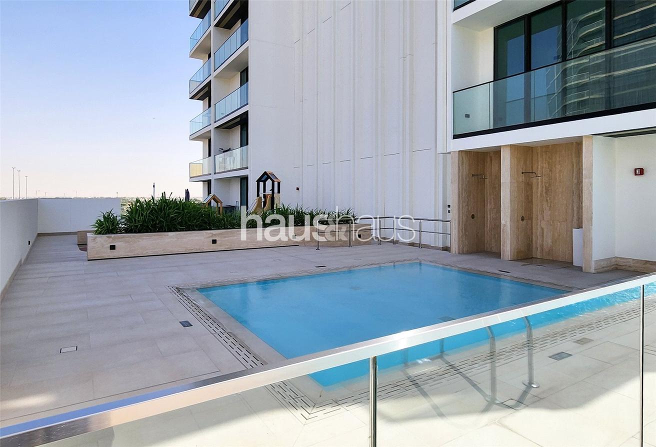 Golf View | High floor | 1 Bedroom photo 17
