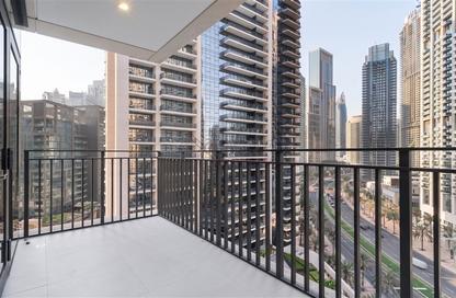 Apartment - 2 - 3 for rent in Boulevard Crescent Tower 2 - BLVD Crescent - Downtown Dubai - Dubai