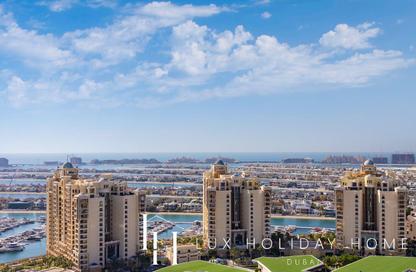 Apartment - 1 Bedroom - 1 Bathroom for rent in The Palm Tower - Palm Jumeirah - Dubai