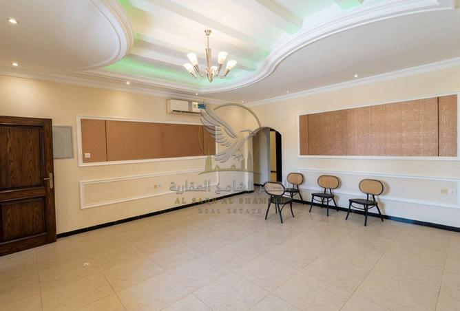 136074295 - Property Main Image