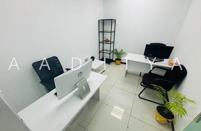 Office Space - Studio - 1 Bathroom for rent in Al Fajer Complex - Oud Metha - Bur Dubai - Dubai