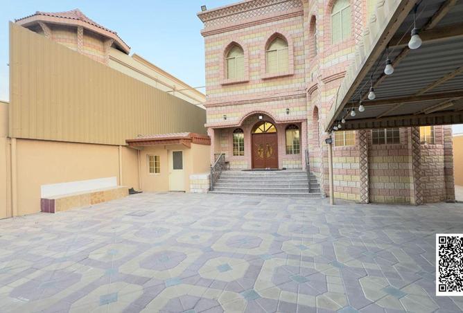 58975619 - Property Image 2