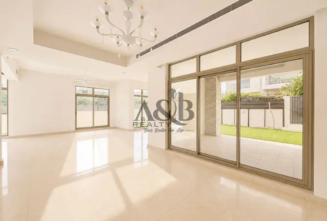 88782179 - Property Image 2