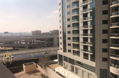 Apartment - Studio - 1 for rent in Manchester Tower - Dubai Marina - Dubai