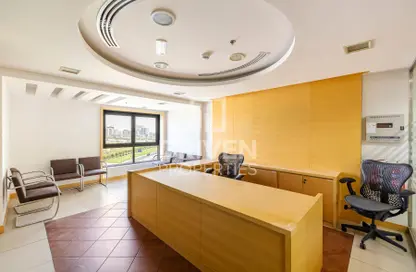 مكتب - استوديو - 2 حمامات للايجار في مبنى 27 - مدينة دبي الطبية - بر دبي - دبي