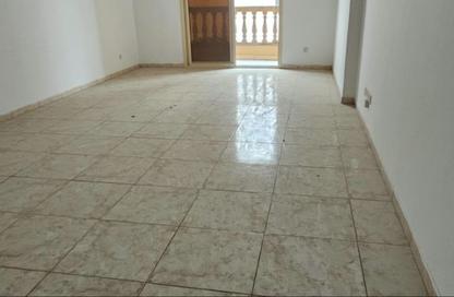 Apartment - 2 - 2 for rent in Al Khan - Sharjah