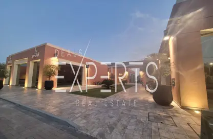 فيلا - 4 غرف نوم - 5 حمامات للايجار في قرية المانجروف - ربدان - أبوظبي