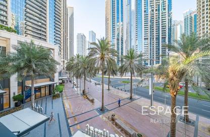 Apartment - 1 Bedroom - 2 Bathrooms for sale in BLVD Crescent Podium - BLVD Crescent - Downtown Dubai - Dubai