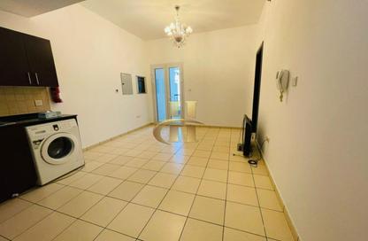 Apartment - 1 Bedroom - 2 Bathrooms for rent in Autumn 1 - Autumn - Seasons Community - District 15 - Jumeirah Village Circle - Dubai