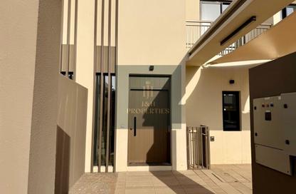 Townhouse - 2 - 4 for rent in Falcon Island North - Falcon Island - Al Hamra Village - Ras Al Khaimah