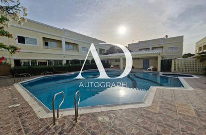 Villa - 4 Bedrooms - 4 Bathrooms for rent in Jumeirah 1 Villas - Jumeirah 1 - Jumeirah - Dubai