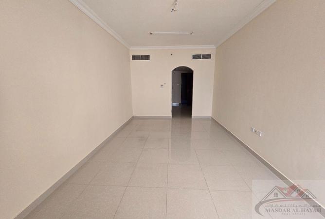 128351418 - Property Image 2