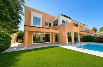 Villa - 4 Bedrooms - 5 Bathrooms for rent in Umm Suqeim 1 Villas - Umm Suqeim 1 - Umm Suqeim - Dubai
