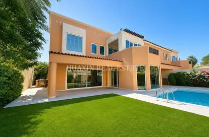 Villa - 4 Bedrooms - 5 Bathrooms for rent in Umm Suqeim 1 Villas - Umm Suqeim 1 - Umm Suqeim - Dubai Villa - 4 Bedrooms - 5 Bathrooms for rent in Umm Suqeim 1 Villas - Umm Suqeim 1 - Umm Suqeim - Dubai