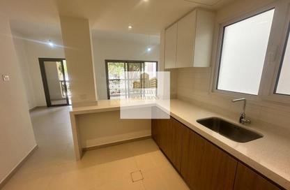 Apartment - 2 Bedrooms - 2 Bathrooms for rent in The Gardens Buildings - The Gardens - Dubai