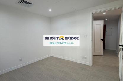 Apartment - 1 - 2 for rent in Weston Court 1 - Weston Court - Motor City - Dubai