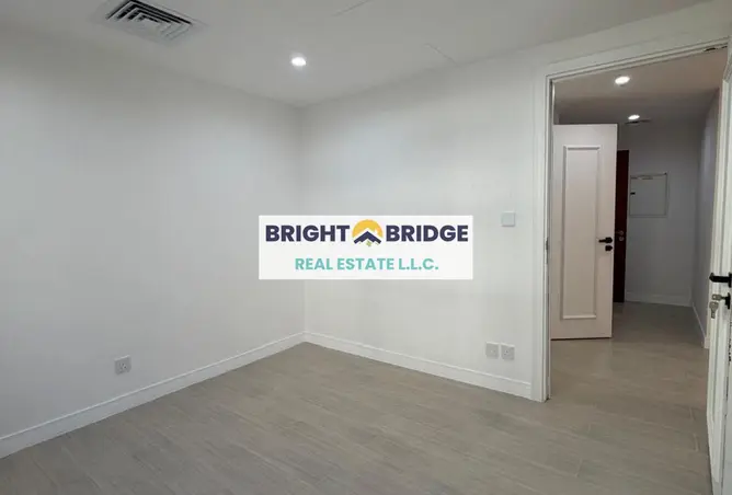 156466602 - Property Image 2