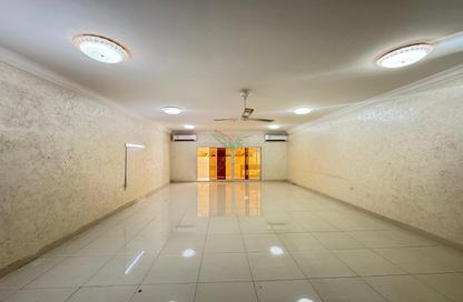 Apartment - 3 Bedrooms - 3 Bathrooms for rent in Al Zaafaran - Al Khabisi - Al Ain