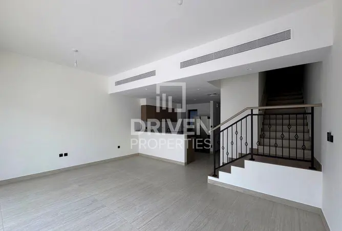 104693475 - Property Image 2