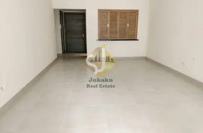 شقة - غرفة نوم - 2 حمامات للايجار في قمر 1 - مدينة بدر - المحيصنة - دبي