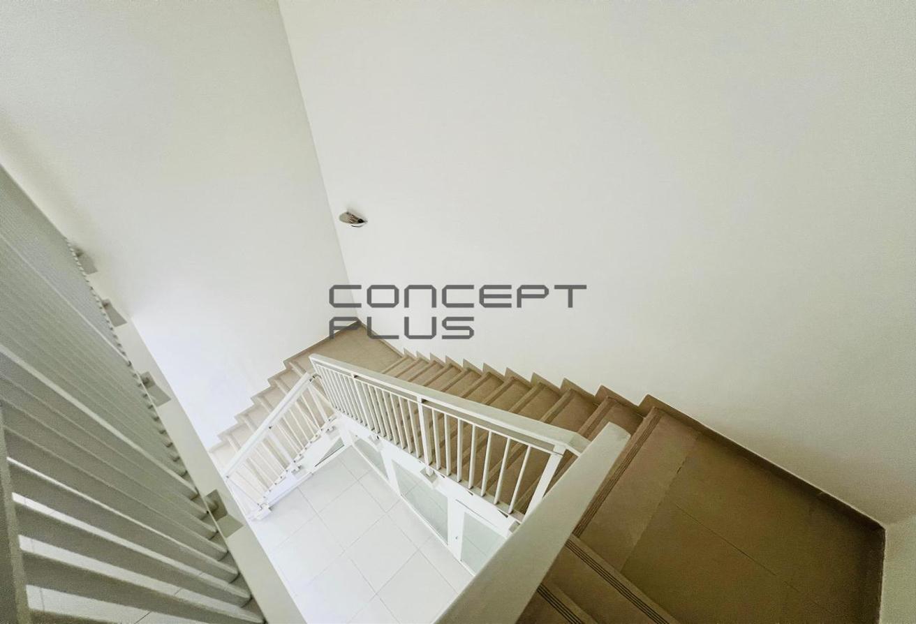 Single Row | for Family | Ready to Move-in photo 18