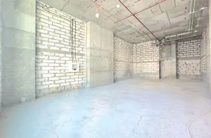 متجر - استوديو - 1 حمام للايجار في بن غاطي عنبر - منطقة 11 - قرية جميرا الدائرية - دبي