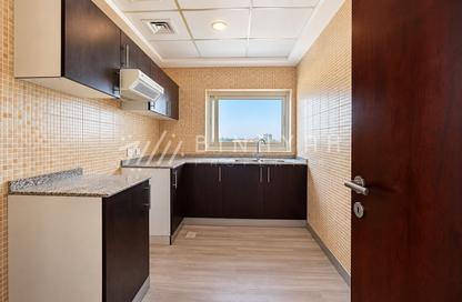 Apartment - 2 - 3 for rent in Royal Residence 1 - Royal Residence - Dubai Sports City - Dubai