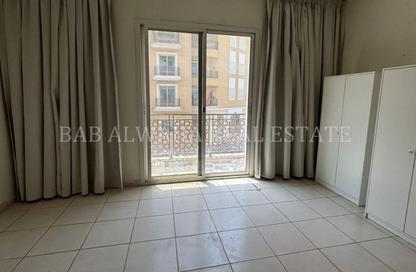 Apartment - 1 - 2 for sale in Building IC1-EMR-06 - Emirates Cluster - International City - Dubai