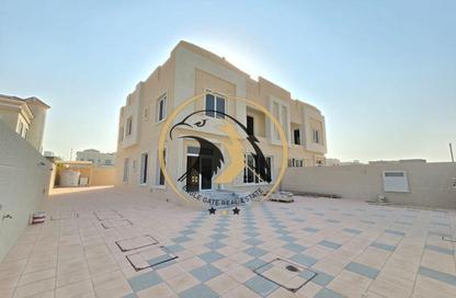 Townhouse - 4 - 5 for rent in Al Hooshi Villas - Hoshi - Al Badie - Sharjah
